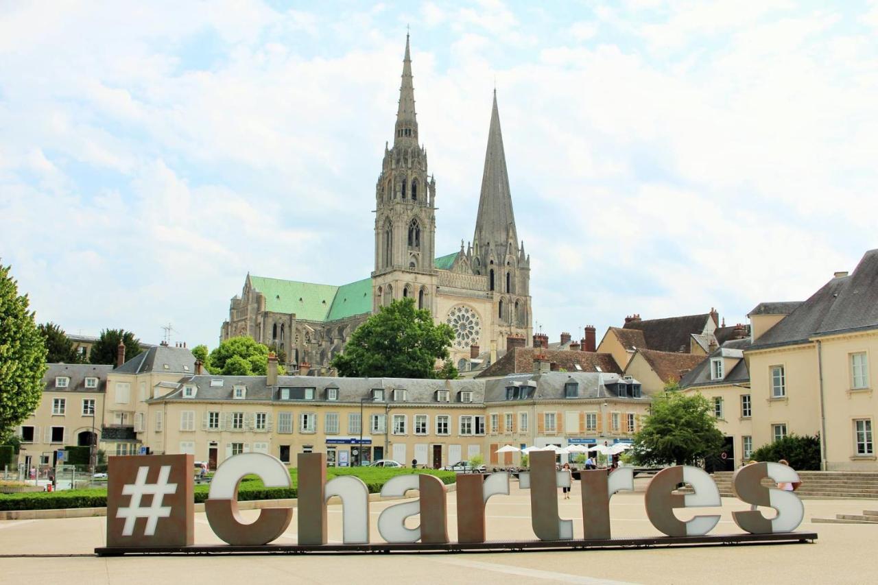Les Clochers D'Or Chartres Exteriér fotografie